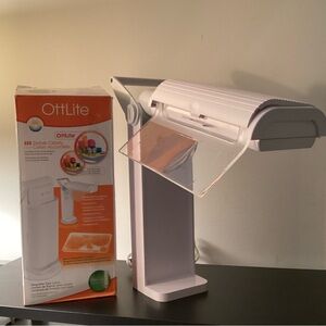 OTTLITE Magnifier Task Lite
